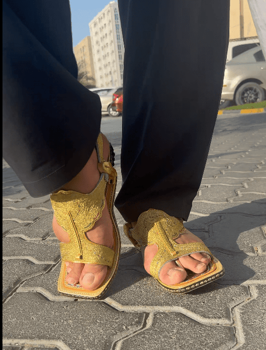 Zari Golden Chappal Lawa Style